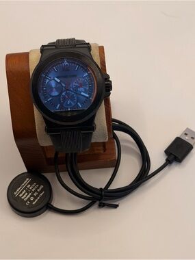 Michael Kors Smart Watch, Black, Charger Included, Silicone‎ Band
